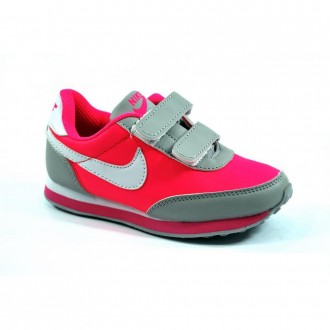 Очень стильные и удобные кроссовки Nike для ваших малышей.
Кроссовки сделаны из. . фото 3