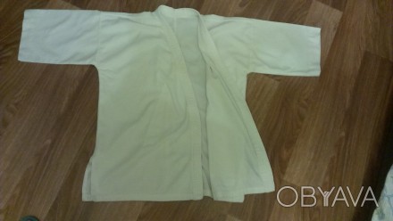 Кимоно белое для тренировок, размеры: спинка (длинна)  78 см, перед 76 см, ширин. . фото 1
