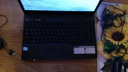 Ноутбук acer ,в хорошому стані ,без зовнішніх дефектів в ремонті небув ,Віндовс . . фото 3