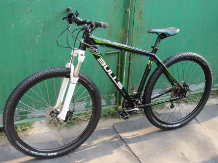 Вес велосипеда 14.2 кг
Область применения горный (MTB), кросс-кантри
Материал . . фото 6