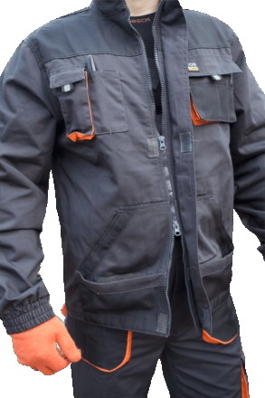 Комплектация : штаны , куртка .
Брюки защитные на лямках изготовлены из смеси п. . фото 4