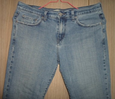 джинсы в хорошем состоянии-фирменные-мало ношенные-без дефектов
джинс стрейчевы. . фото 3