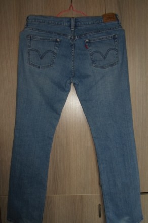 джинсы в хорошем состоянии-фирменные-мало ношенные-без дефектов
джинс стрейчевы. . фото 4