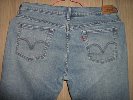 джинсы в хорошем состоянии-фирменные-мало ношенные-без дефектов
джинс стрейчевы. . фото 5