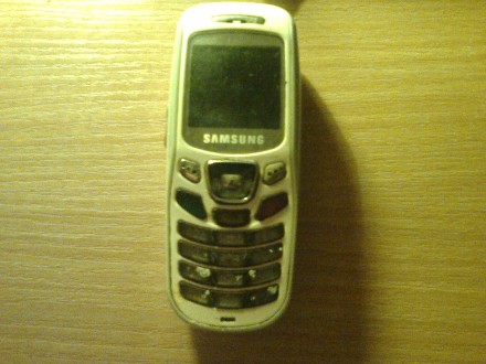 телефон б/у, кнопки стерты, но при подзарядке включается.

Samsung SGH-C230 - . . фото 8