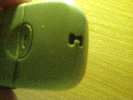 телефон б/у, кнопки стерты, но при подзарядке включается.

Samsung SGH-C230 - . . фото 5