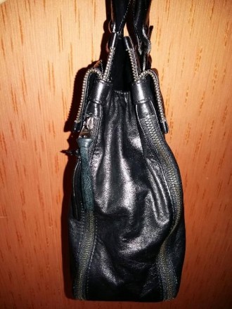 ерная классическая женская сумка выполнена из натуральной итальянской кожи. Очен. . фото 4