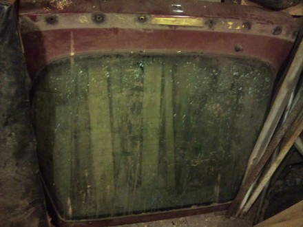 Продам " голую" дверь на Рено-25 ( 300 грн.), стекла по 150, задняя ляда со стек. . фото 4