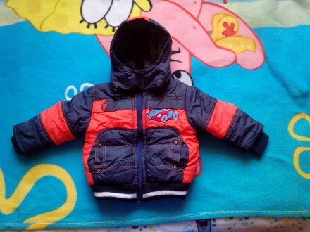 курточка на хлопчика р.12 м.,весна-осінь,копюшон знімається. (довжина куртки-38 . . фото 2
