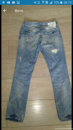 Модні джинси з потертостями River Island, розмір 32(6), стан нових, пересилаю но. . фото 5