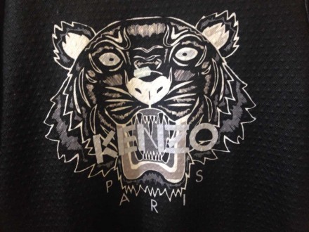 Потрясающая кофта Kenzo черного цвета с принтом тигра-хит этого сезона!!! Свитер. . фото 2