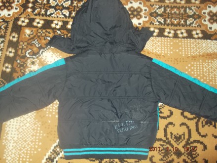 Продам б/у куртку демисезонную на мальчика 2-3 лет (на холодную осень).
Верх - . . фото 5