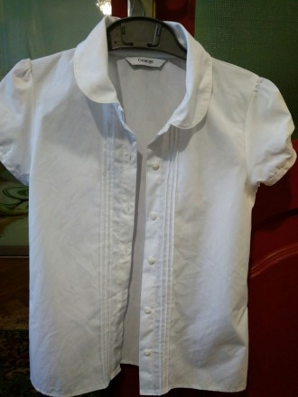 Белые школьные нарядные рубашки для девочки !!!

Продам очень красивые, почти . . фото 5