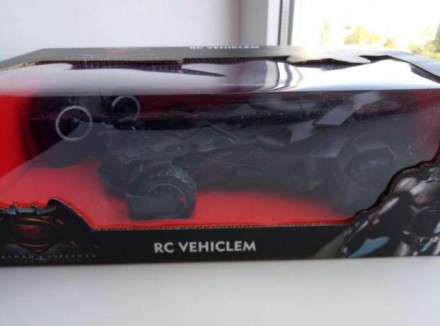 Р.У. Машина BM, 21 см, на батарейке, в коробке 28-15-10 см

Больше товара в ВК. . фото 3