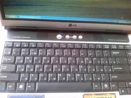 Ноутбук в рабочем состоянии, все кнопки и разъемы рабочие, работает только от се. . фото 6