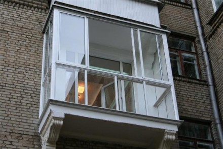 С целью увеличения полезного пространства балкона, а также укрепления балкона ве. . фото 5