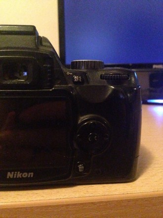 Фото аппарат Nikon D60 kit 18-55.
Фотоаппарат в хорошем состоянии, немного зате. . фото 7
