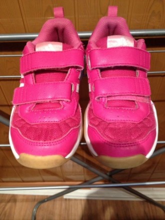Яркие малиновые кроссовки adidas(адидас) оригинал 100%. 29 размер, 11 К , вся ст. . фото 4