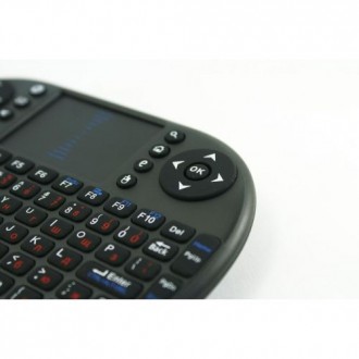 Беспроводная мультимедийная клавиатура с сенсорной панелью для удобного управлен. . фото 6