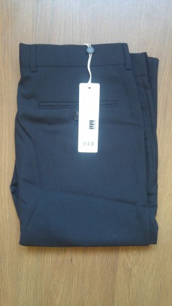 оригинальные Мужские брюки ESPRIT 
Страна	Германия

розмір указаний на фотогр. . фото 4