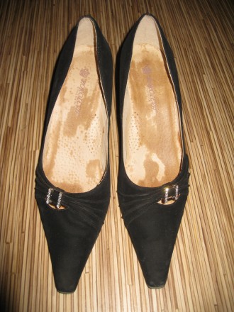 туфли женские, замшевые, 38р., в хорошем состоянии, высота каблука 7 см,. . фото 2