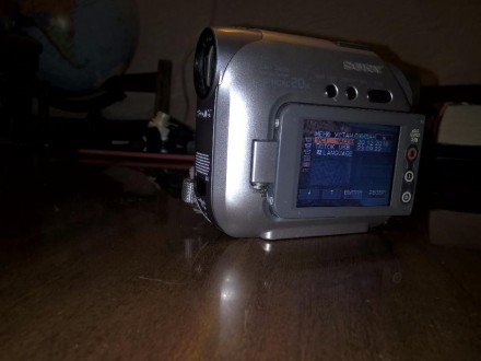 Цифрова відеокамера Sony DCR-HC17E. Характеристики тут: http://rozetka.com.ua/53. . фото 3