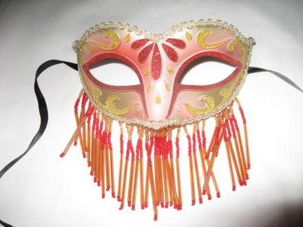 маска венецианская в красно - желтых тонах, с висящей бахромой из бисера, на зав. . фото 2