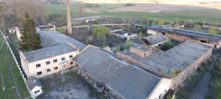 Продається земельна ділянка ,комплекс будівель та споруд в селі Великі Межириччі. . фото 2