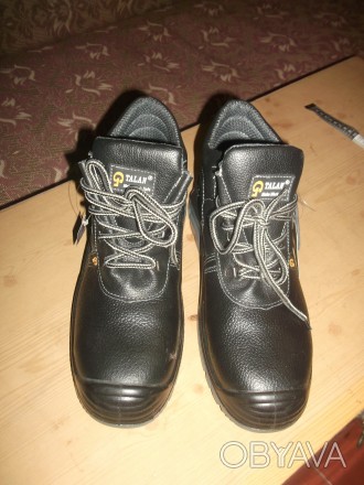 Новые ботинки -рабочие с металлическим носком.Перешлю.Есть б.у тоже 43 рр-Цена 2. . фото 1