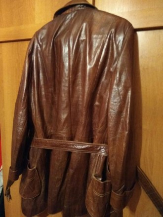Продается в идеальном состоянии женская кожаная куртка-плащик, размер 50-52. Дем. . фото 4