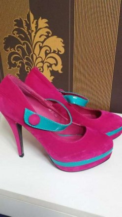 Туфлі рожевого кольору, стан нові.розмір 40, каблук має 13 см.по стєльці 25 см.з. . фото 3