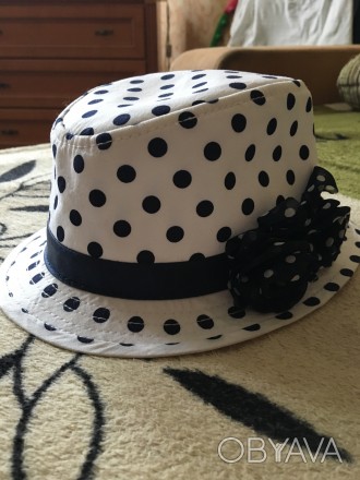 Продам шляпку для девочки 2-5 лет, состоян почти новое, одевали пару раз, шляпка. . фото 1