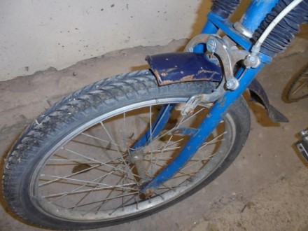 Продам велосипед Тиса синього кольору, нові скати але треба міняти сидіння. . фото 3