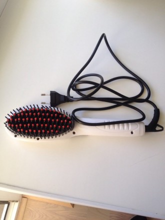 Расческа-выпрямитель для волос ROCOMOCO
,
Мощность: 29W
Длина провода: около . . фото 2