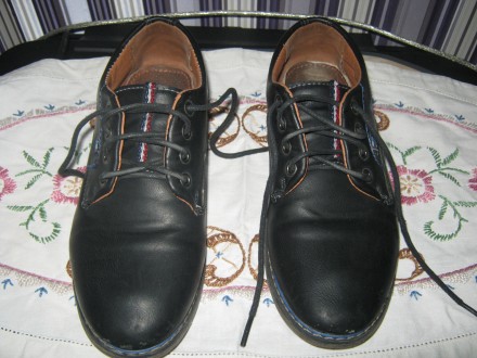 Продам туфли, черные цвета на полевитановой подошве. Размер 36, по подошве 23. С. . фото 2