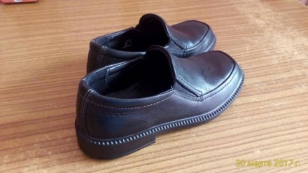 Кожаные детские туфли ECCO 29 размер, в идеальном состоянии, ребенок носил в шко. . фото 2