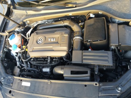 Продам Volkswagen Passat B7 1,8 TSI 2014 г. седан 4 двери (5 мест) без пробега п. . фото 9