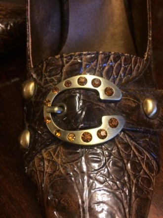 Жіночі туфлі з текстурованого шкірзамінника в гарному стані Колір: коричневий Ро. . фото 6