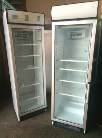 Продам  холодильный шкаф Б/У  Ugur USS 374. В хорошем состоянии. Со стеклянной д. . фото 2