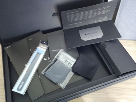 Продам ультрабук Asus Taichi 21, версія з i7-3537U та 256 GB SSD.
Стан: майже я. . фото 6