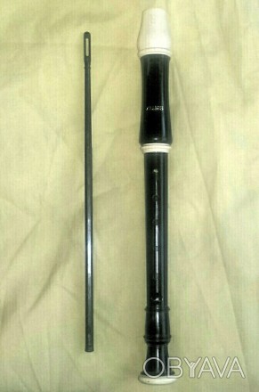 Продам не дорого (японскую) ,,блок-флейту": Привезена с ,,Японии". Цена-800 грн.. . фото 1
