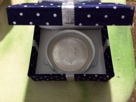 Коллекционная серебряная монета Австралии "Kookaburra ". Номинал 2 доллара. Год . . фото 4