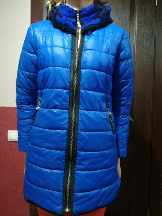 Продам очень теплую зимнюю куртку,внутри теплая подкладка(на фото),есть пояс,вяз. . фото 5
