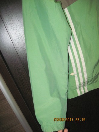 Спортивная куртка/ветровка Adidas в идеальном состоянии. Пошита в Германии. Курт. . фото 8