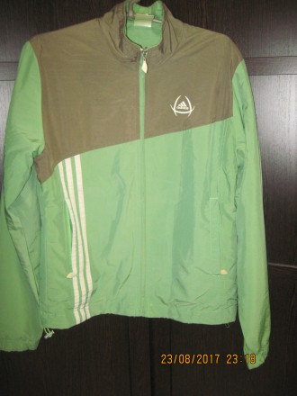 Спортивная куртка/ветровка Adidas в идеальном состоянии. Пошита в Германии. Курт. . фото 2