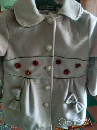 Стильное, модное розовое пальто, размер 32. Состояние идеальное. Капюшон отстёги. . фото 1