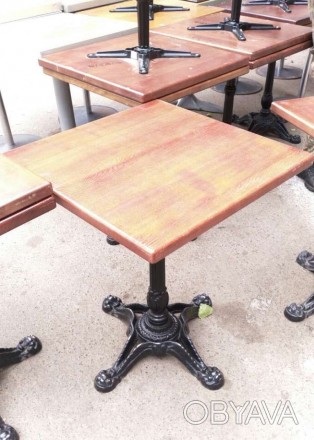 Продам стол б/у квадратный дерево для кафе, ресторана  в связи с закрытием завед. . фото 1