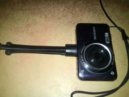 Samsung ES 73,фотоаппарат рабочий ,лежит без дела.Снимки четкие,батарея сьемная . . фото 2