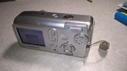 Продам цифровой фотоаппарат Olympus C-480. 4-х кратный оптический зум. Без карты. . фото 3