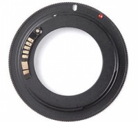 Переходное кольцо M42 — Canon EOS с чипом позволяет использовать объективы с рез. . фото 2